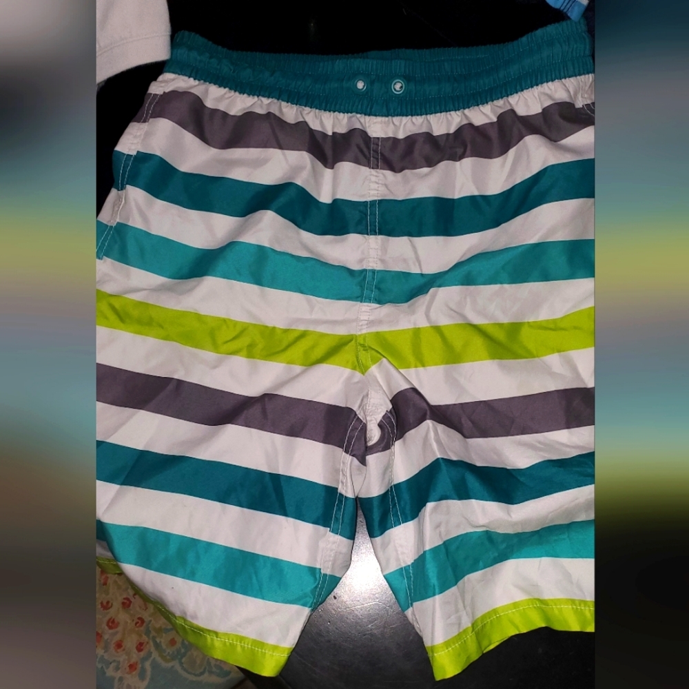 Old Navy Boys Size XXL (18) Striped Swimming trunks